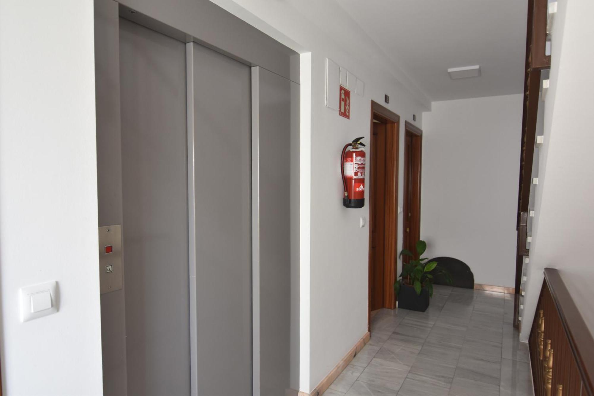 Rnet - Lluis Companys Roses Apartment Exterior foto